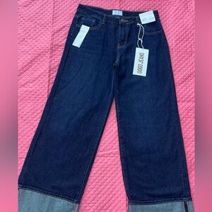 NWT High rise wide leg jean. Soft light weight